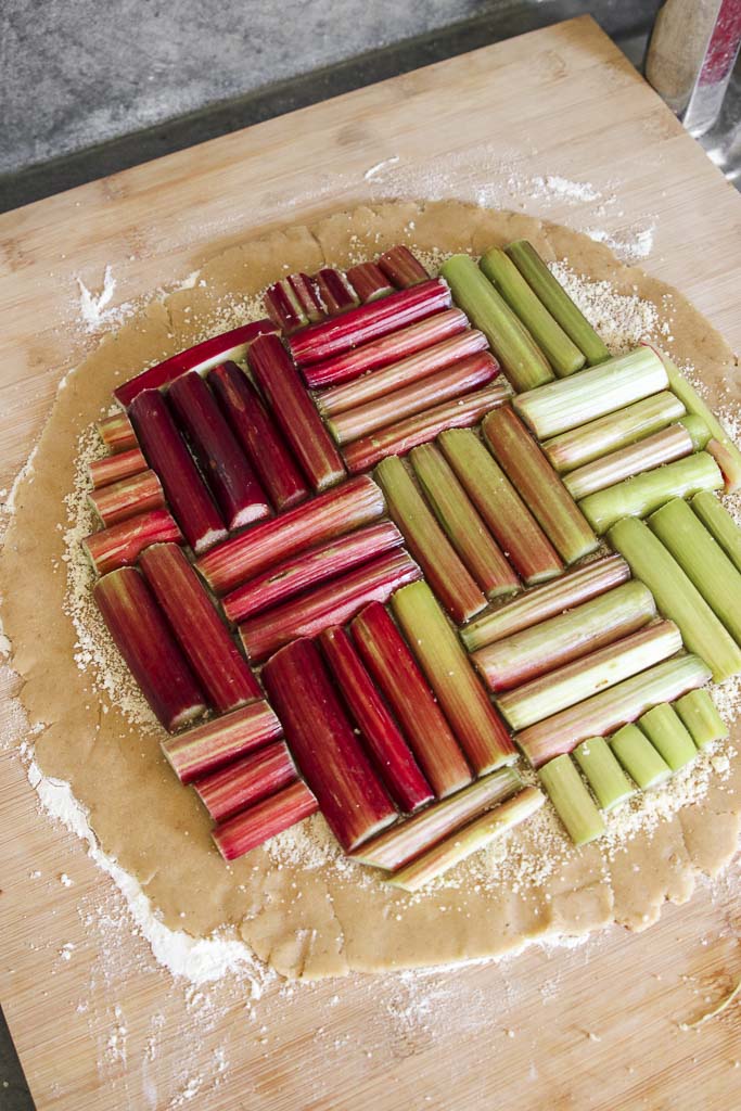 recette-tarte-rhubarbe-geometrique-amande-sans-gluten