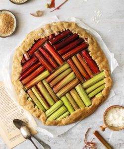 tarte-rhubarbe-sans-gluten-agathe-duchesne-blog