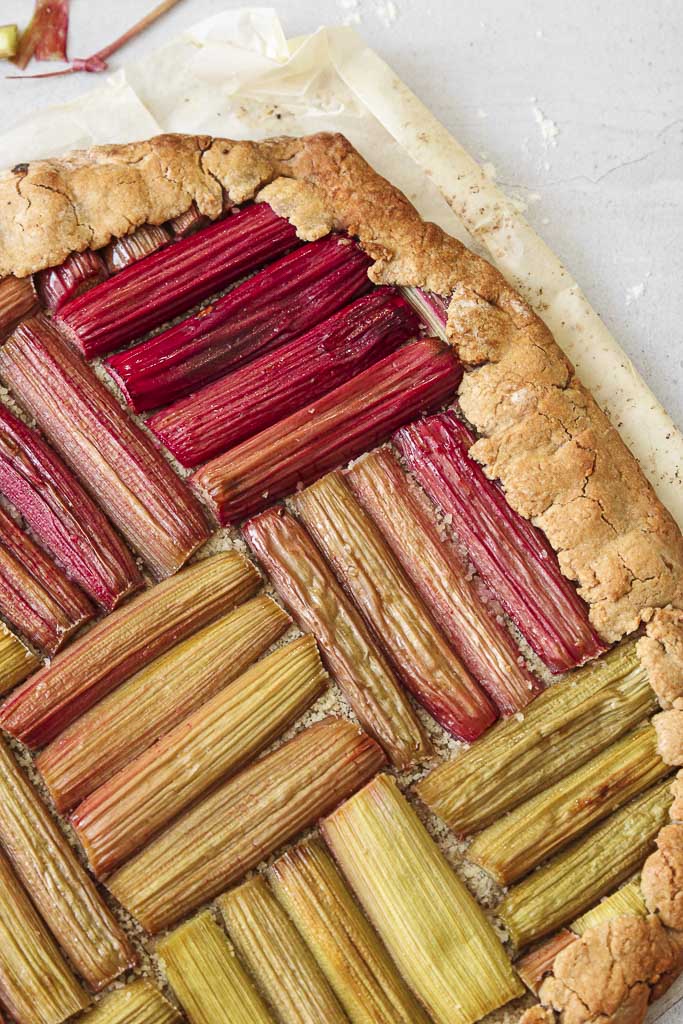 zoom-tarte-rhubarbe-sans-gluten-agathe-duchesne-recette