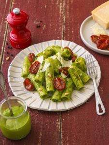 recette-rigatoni-au-pesto-blettes-agathe-duchesne