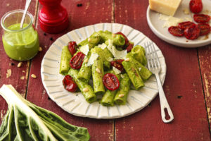 rigatoni-au-pesto-de-blettes-agathe-duchesne