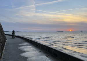 saint-malo-agathe-duchesne-promenade-plage-sillon